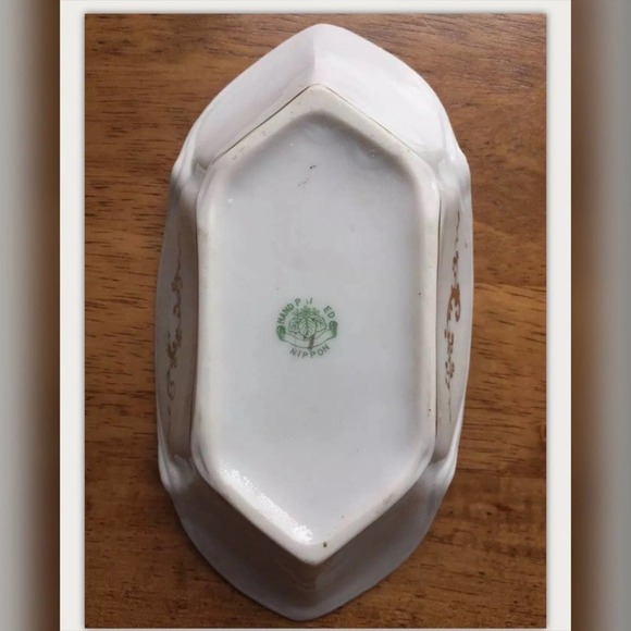 Vintage Nippon Hand Painted Japanese Oval Bowl Gold trim Ornate - Picture 9 of 10